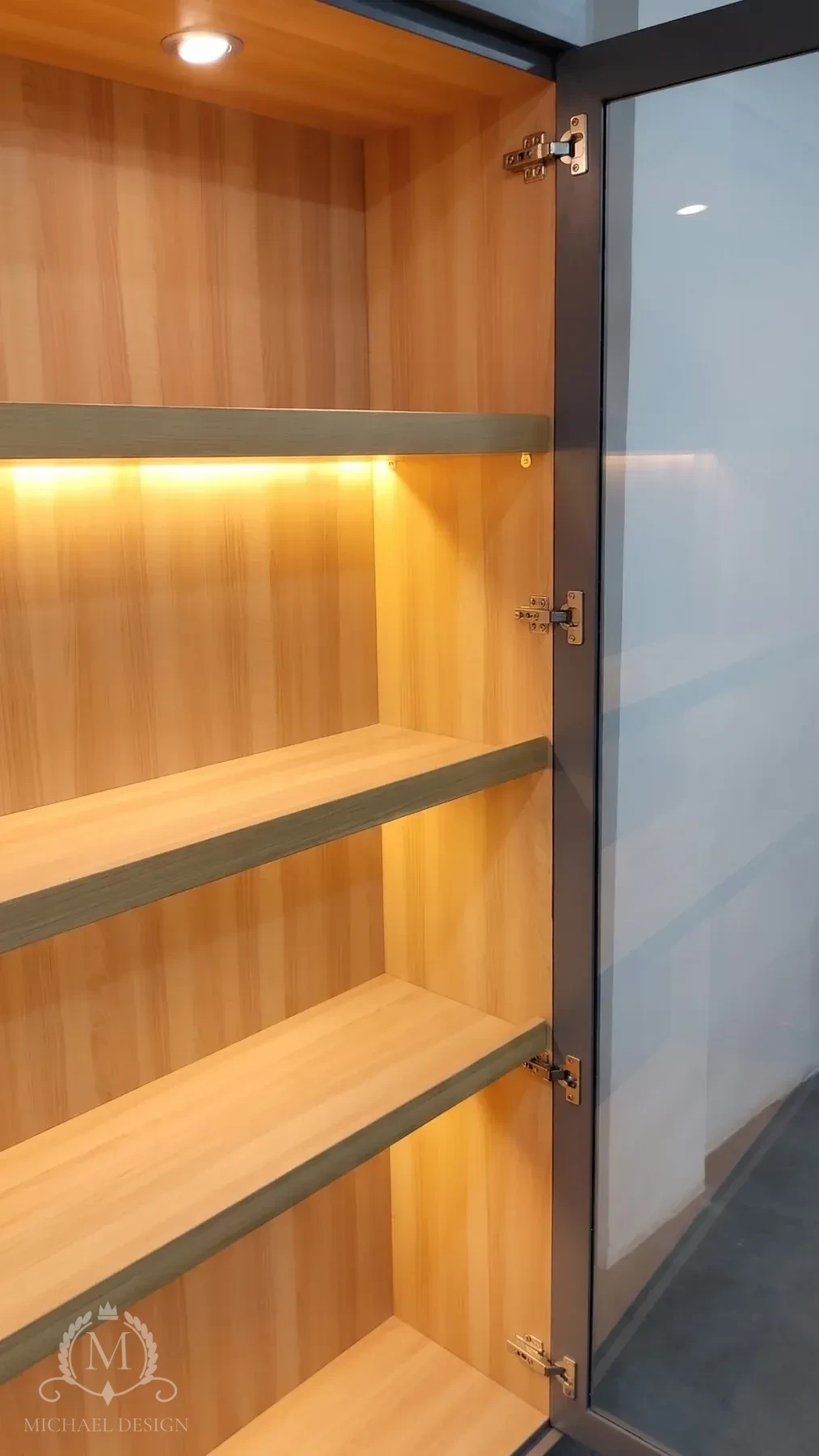 Kabinet Display Imoji - foto 4